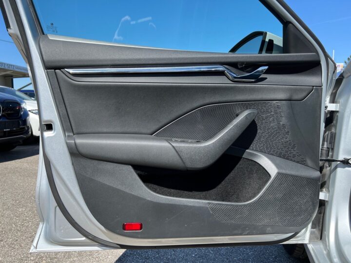 Abbildung Fahrzeugdetailansicht Skoda Octavia - Nr. 29