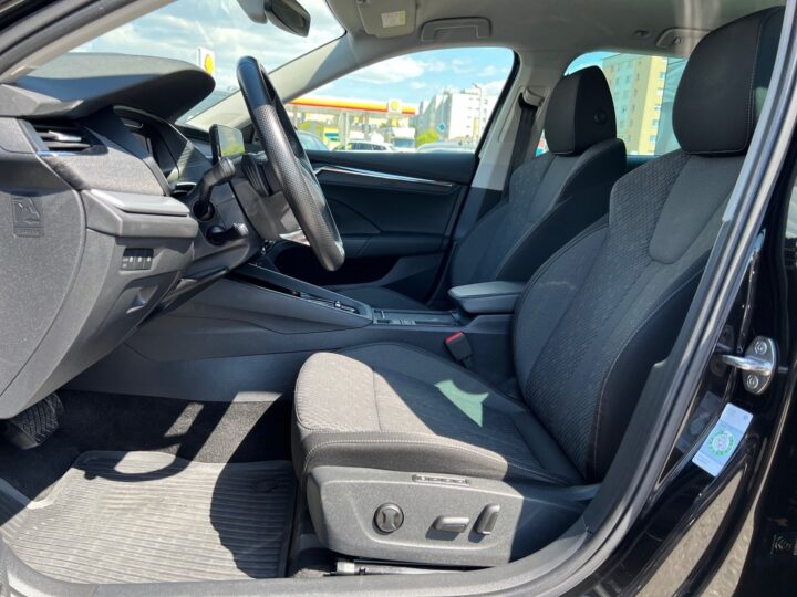 Abbildung Fahrzeugdetailansicht Skoda Octavia - Nr. 12