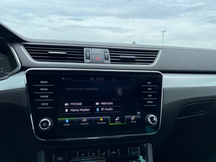 Abbildung Fahrzeugdetailansicht Skoda Superb - Nr. 20