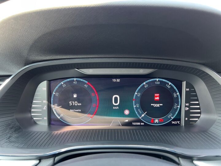 Abbildung Fahrzeugdetailansicht Skoda Octavia - Nr. 16