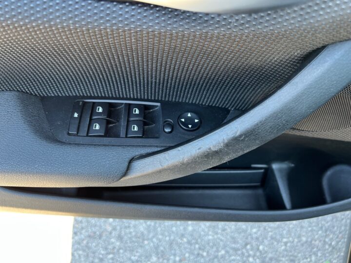 Abbildung Fahrzeugdetailansicht BMW X1 - Nr. 28