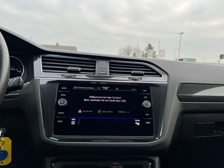 Abbildung Fahrzeugdetailansicht Volkswagen Tiguan - Nr. 20