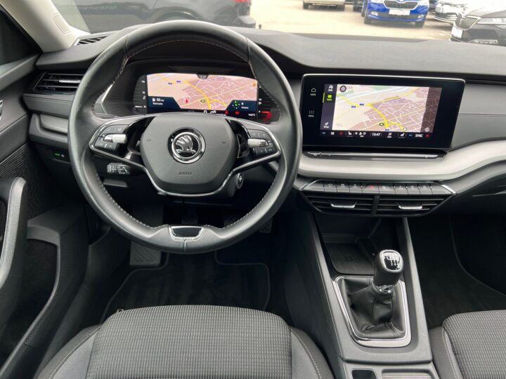 Abbildung Fahrzeugdetailansicht Skoda Octavia - Nr. 10