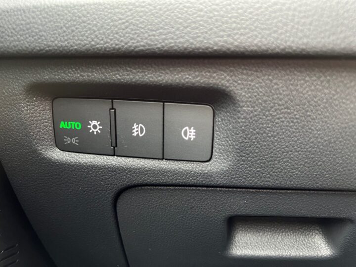 Abbildung Fahrzeugdetailansicht Skoda Octavia - Nr. 43