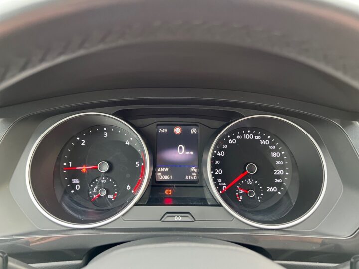 Abbildung Fahrzeugdetailansicht Volkswagen Tiguan - Nr. 16