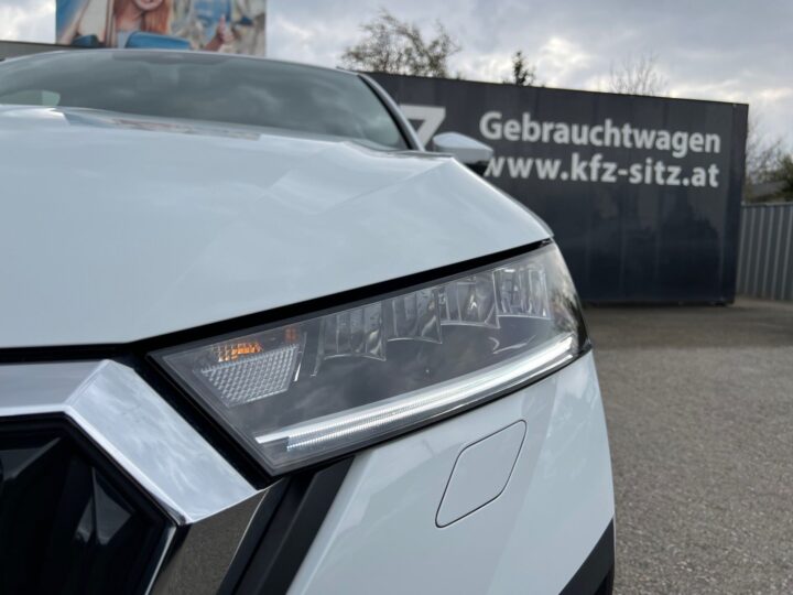 Abbildung Fahrzeugdetailansicht Skoda Octavia - Nr. 35