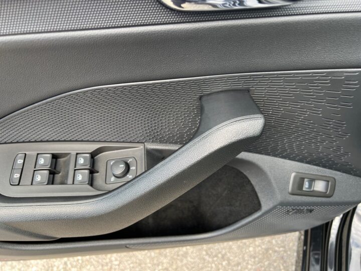 Abbildung Fahrzeugdetailansicht Skoda Octavia - Nr. 31