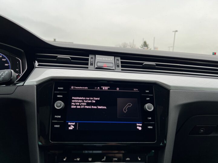 Abbildung Fahrzeugdetailansicht Volkswagen Passat Variant - Nr. 22