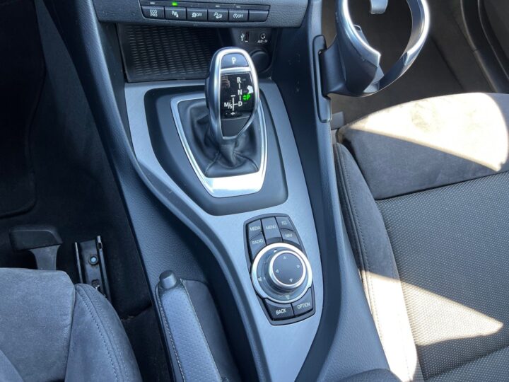 Abbildung Fahrzeugdetailansicht BMW X1 - Nr. 24