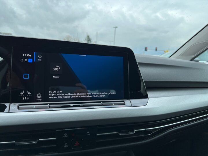 Abbildung Fahrzeugdetailansicht Volkswagen Golf Variant - Nr. 21