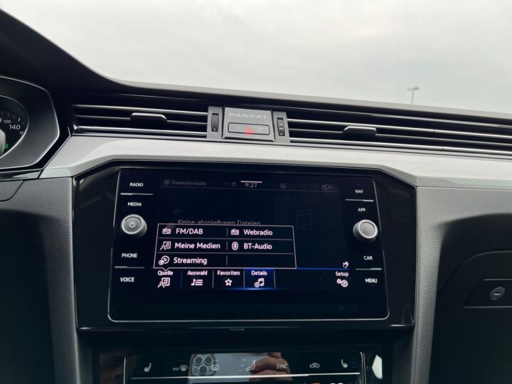 Abbildung Fahrzeugdetailansicht Volkswagen Passat Variant - Nr. 20