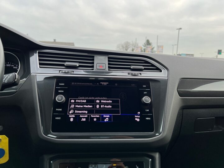 Abbildung Fahrzeugdetailansicht Volkswagen Tiguan - Nr. 21