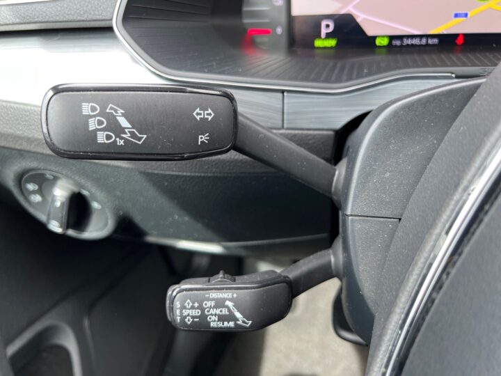 Abbildung Fahrzeugdetailansicht Skoda Superb - Nr. 41