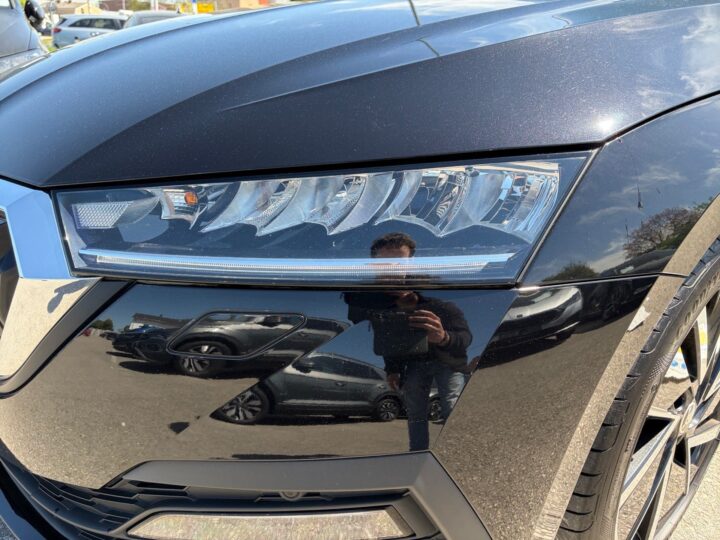 Abbildung Fahrzeugdetailansicht Skoda Octavia - Nr. 34