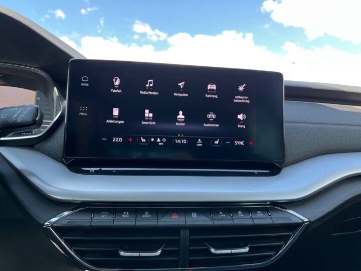 Abbildung Fahrzeugdetailansicht Skoda Octavia - Nr. 18