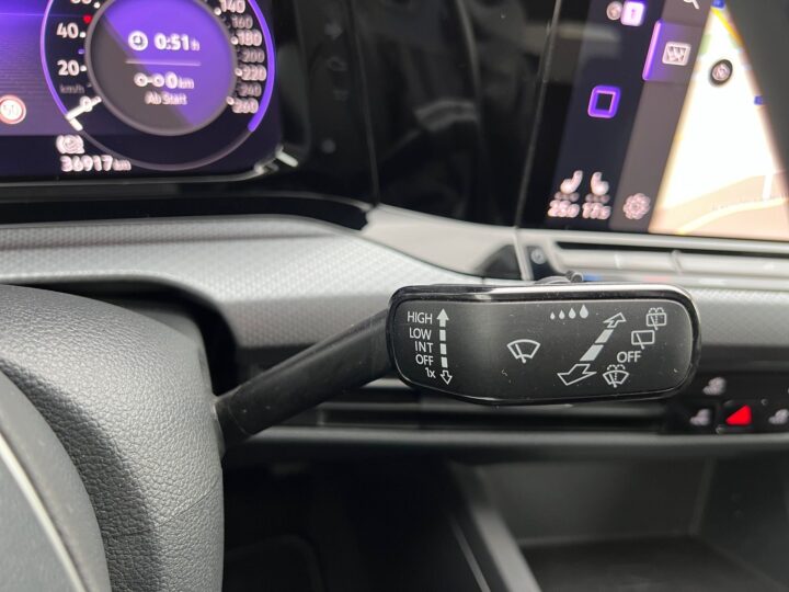 Abbildung Fahrzeugdetailansicht Volkswagen Golf - Nr. 41