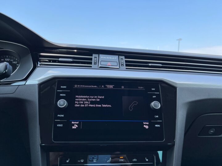 Abbildung Fahrzeugdetailansicht Volkswagen Passat Variant - Nr. 22