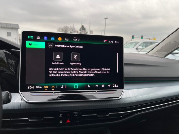 Abbildung Fahrzeugdetailansicht Volkswagen Golf - Nr. 22