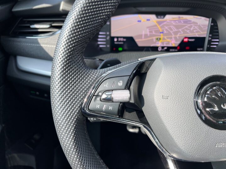 Abbildung Fahrzeugdetailansicht Skoda Octavia - Nr. 43