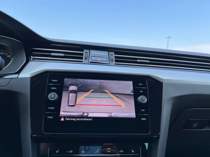 Abbildung Fahrzeugdetailansicht Volkswagen Passat Variant - Nr. 26