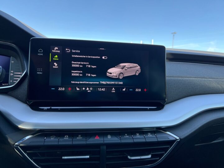 Abbildung Fahrzeugdetailansicht Skoda Octavia - Nr. 26