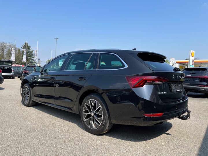 Abbildung Fahrzeugdetailansicht Skoda Octavia - Nr. 4