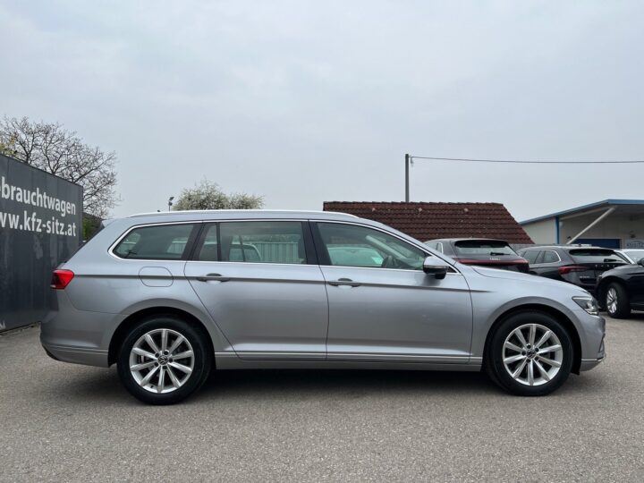 Abbildung Fahrzeugdetailansicht Volkswagen Passat Variant - Nr. 1