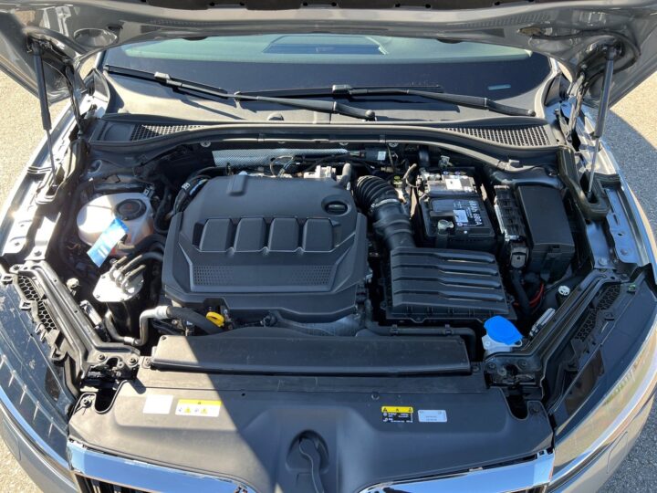 Abbildung Fahrzeugdetailansicht Skoda Superb - Nr. 35