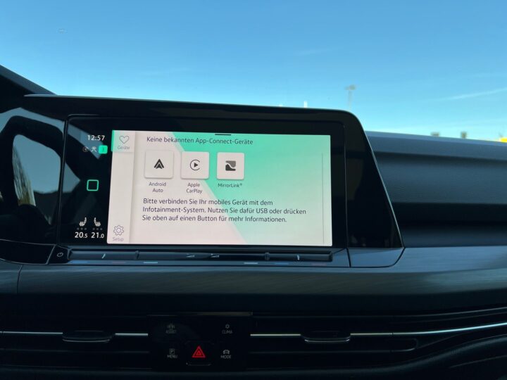 Abbildung Fahrzeugdetailansicht Volkswagen Golf Variant - Nr. 20