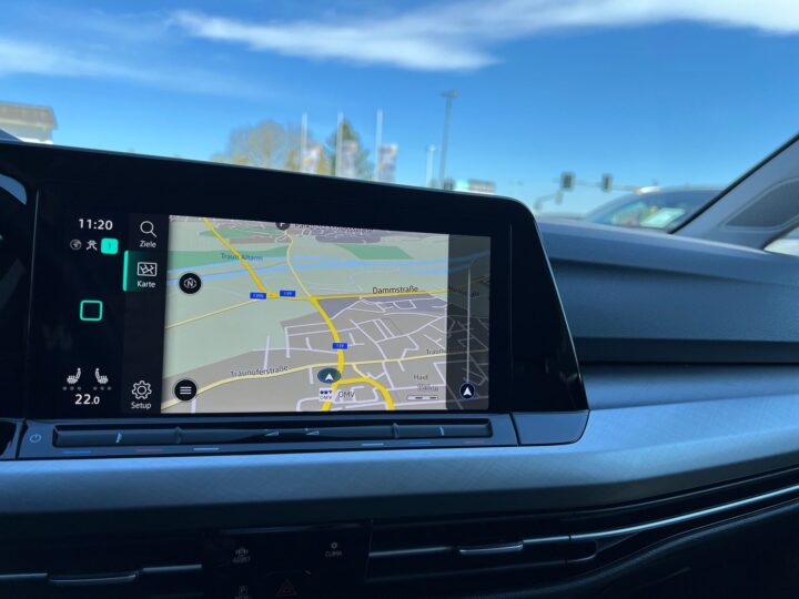 Abbildung Fahrzeugdetailansicht Volkswagen Golf Variant - Nr. 26