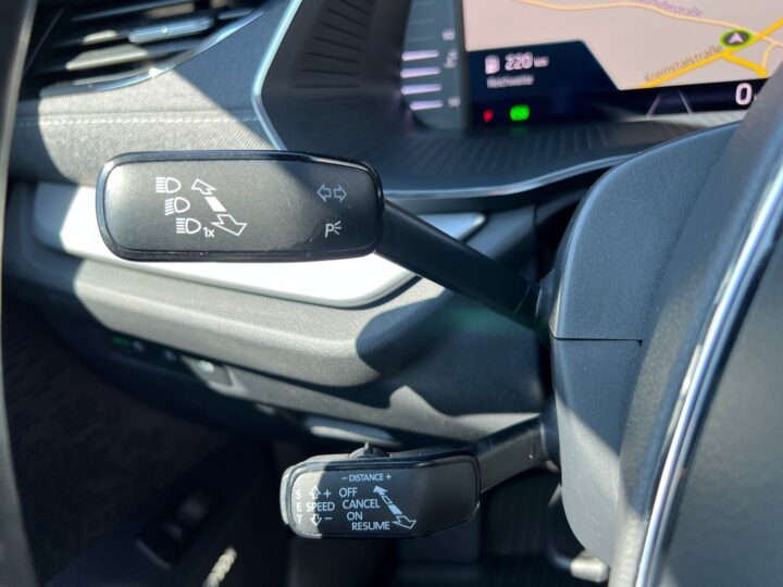 Abbildung Fahrzeugdetailansicht Skoda Octavia - Nr. 44