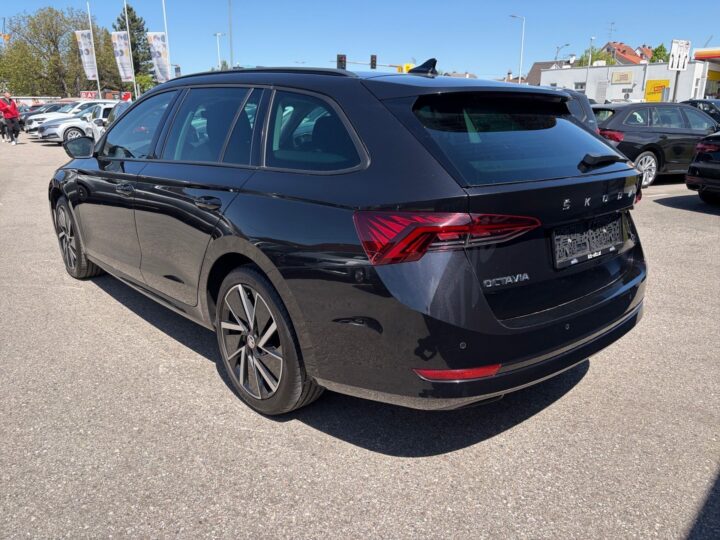 Abbildung Fahrzeugdetailansicht Skoda Octavia - Nr. 4