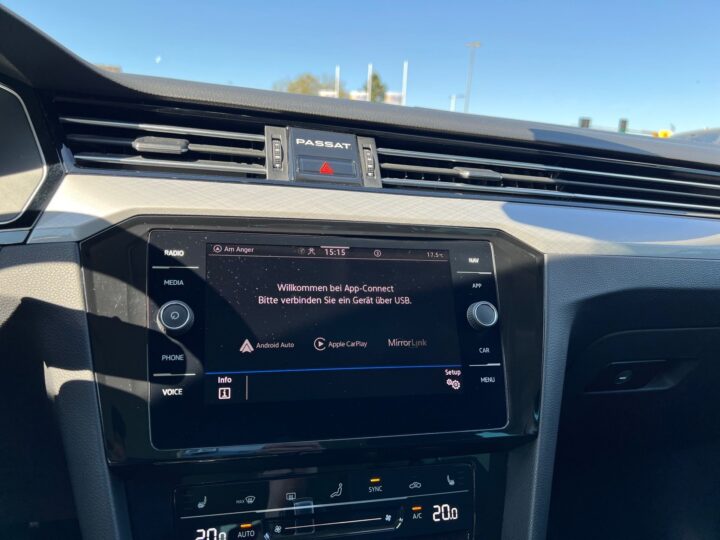 Abbildung Fahrzeugdetailansicht Volkswagen Passat Variant - Nr. 22