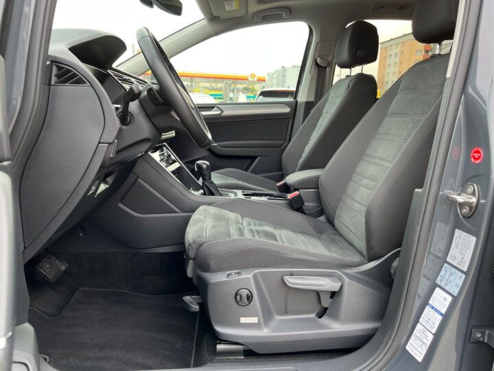 Abbildung Fahrzeugdetailansicht Volkswagen Touran - Nr. 12