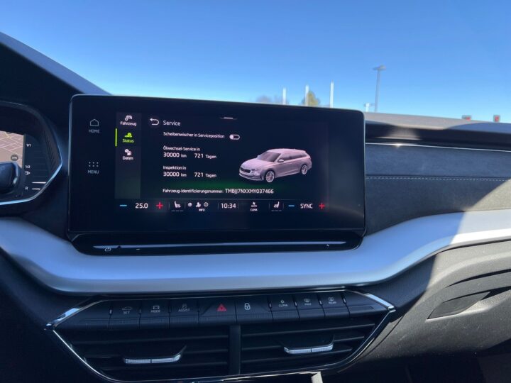 Abbildung Fahrzeugdetailansicht Skoda Octavia - Nr. 26