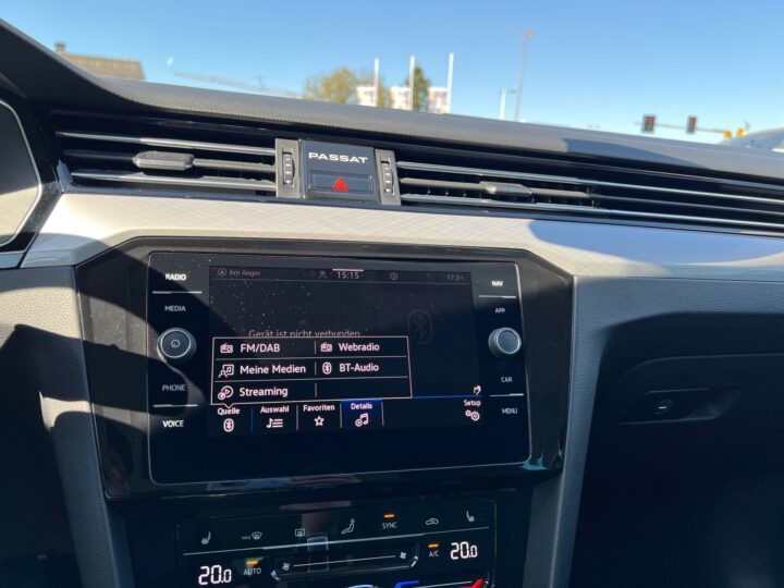 Abbildung Fahrzeugdetailansicht Volkswagen Passat Variant - Nr. 20