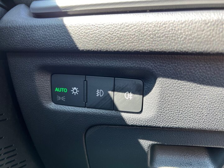 Abbildung Fahrzeugdetailansicht Skoda Octavia - Nr. 45