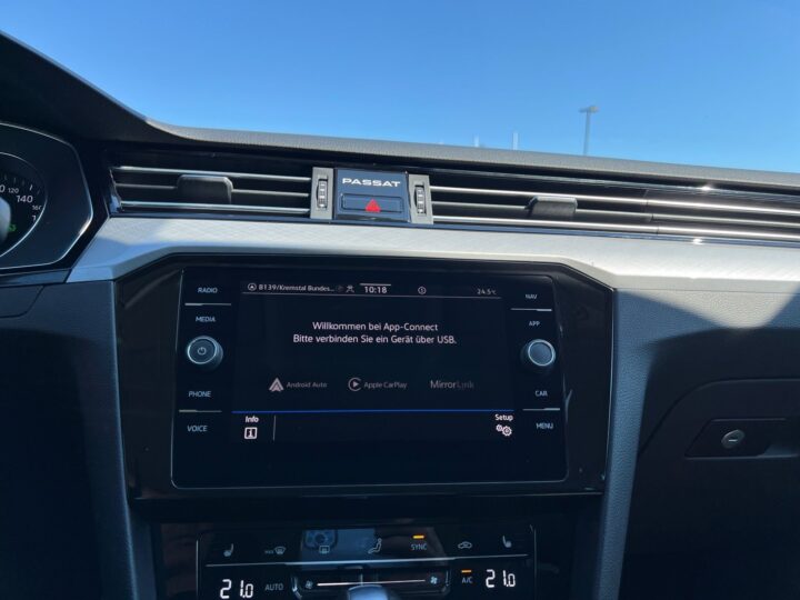 Abbildung Fahrzeugdetailansicht Volkswagen Passat Variant - Nr. 21