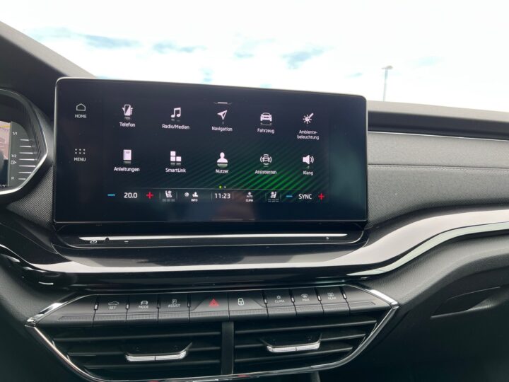 Abbildung Fahrzeugdetailansicht Skoda Octavia - Nr. 18