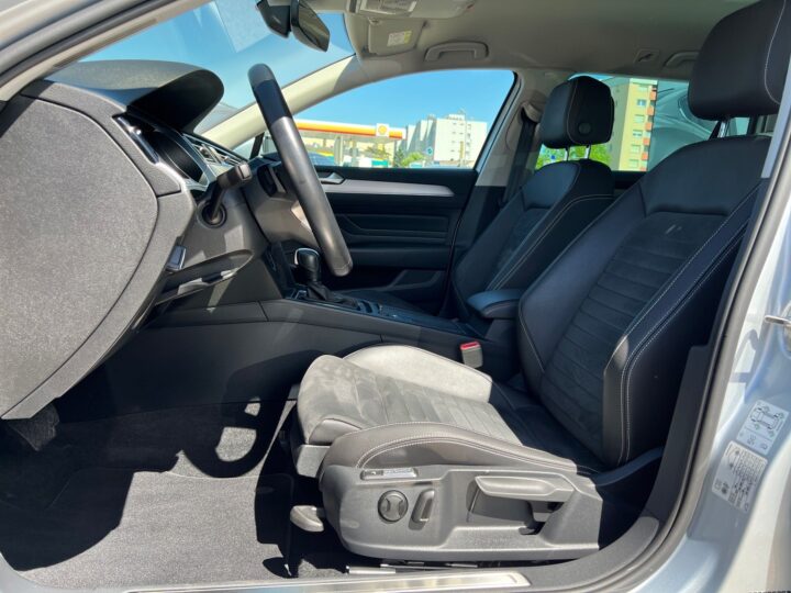 Abbildung Fahrzeugdetailansicht Volkswagen Passat Variant - Nr. 12