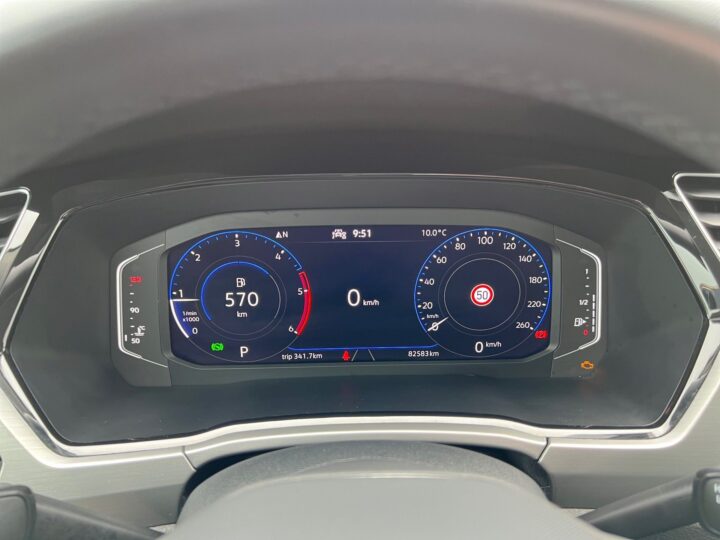 Abbildung Fahrzeugdetailansicht Volkswagen Touran - Nr. 16