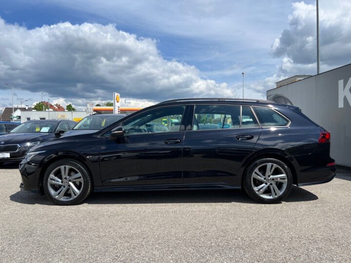 Abbildung Fahrzeugdetailansicht Volkswagen Golf Variant - Nr. 6