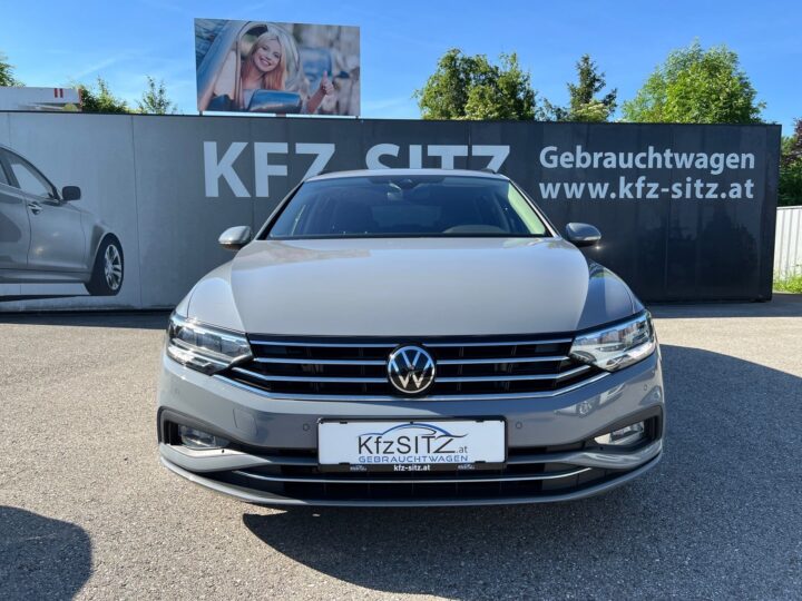 Abbildung Fahrzeugdetailansicht Volkswagen Passat Variant - Nr. 7