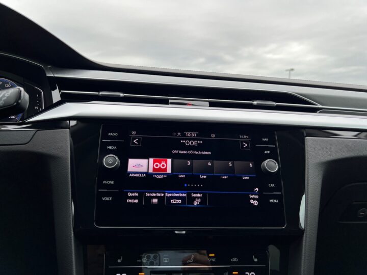 Abbildung Fahrzeugdetailansicht Volkswagen Arteon - Nr. 19