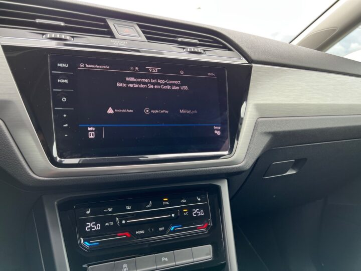 Abbildung Fahrzeugdetailansicht Volkswagen Touran - Nr. 21