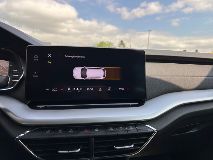 Abbildung Fahrzeugdetailansicht Skoda Octavia - Nr. 27
