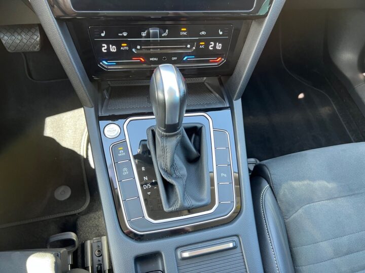 Abbildung Fahrzeugdetailansicht Volkswagen Passat Variant - Nr. 29