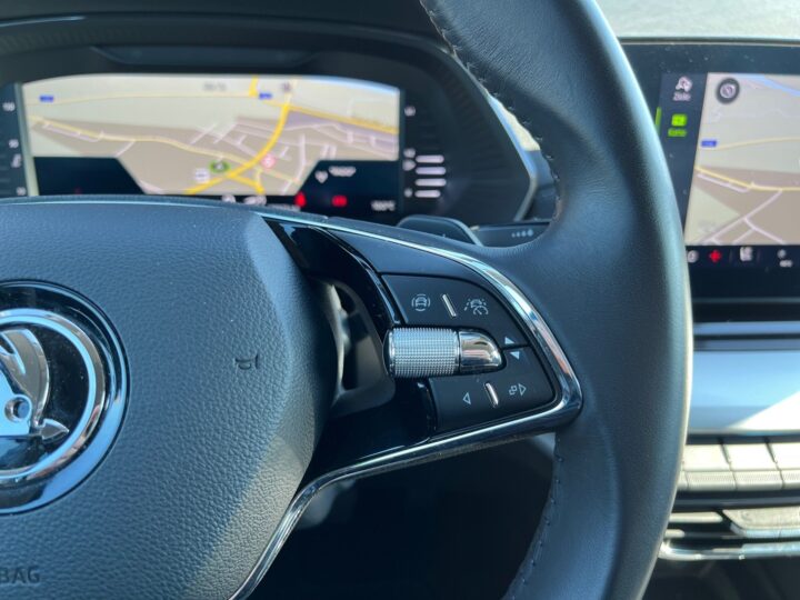 Abbildung Fahrzeugdetailansicht Skoda Octavia - Nr. 42