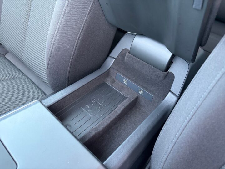 Abbildung Fahrzeugdetailansicht Audi A6 - Nr. 24