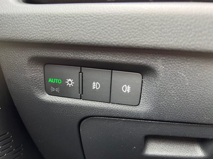 Abbildung Fahrzeugdetailansicht Skoda Octavia - Nr. 46